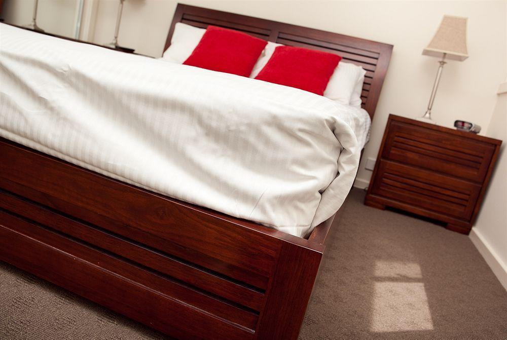 Lj Hooker Manuka Prestige 5* Canberra