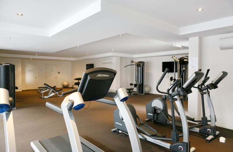 Lj Hooker Manuka Prestige Aparthotel 5*